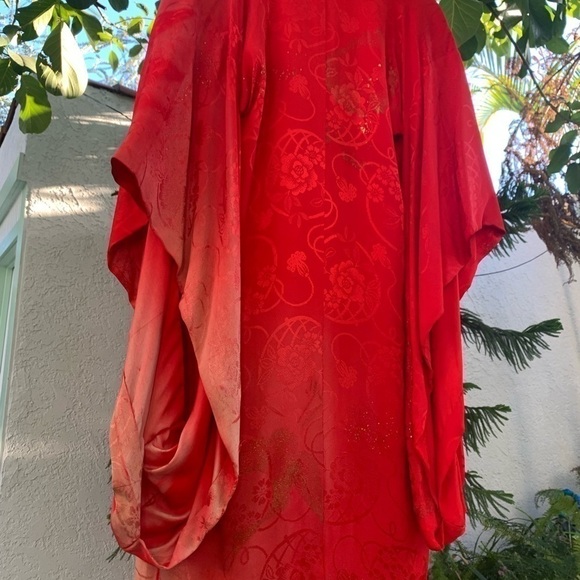 Vtg Kimono Handcrafted Daisy Floral Embroidery | Red Jacquard Print | One Size - Picture 12 of 16